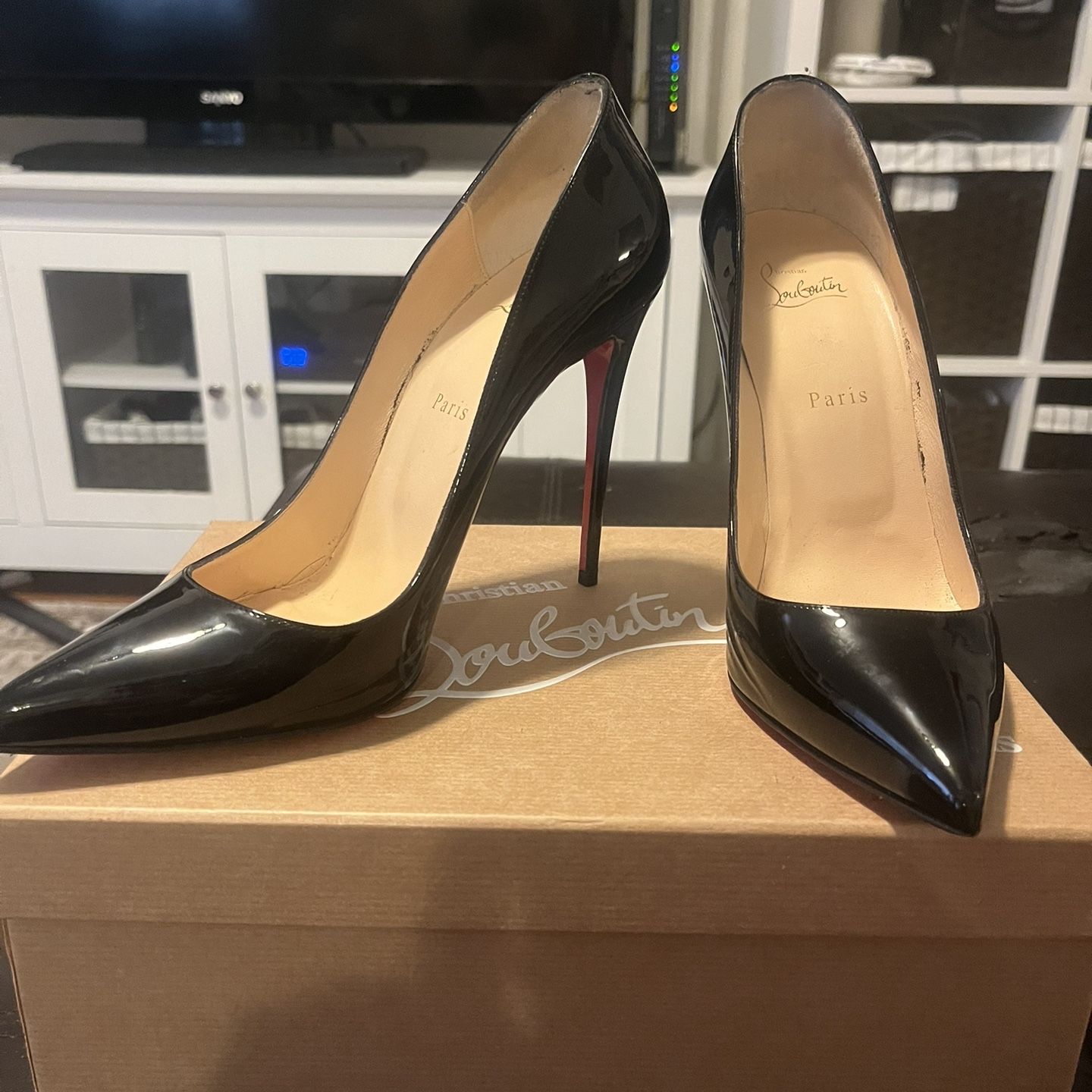 $275 Authentic Christian Louboutin Black Pumps! Huge Sale!!!