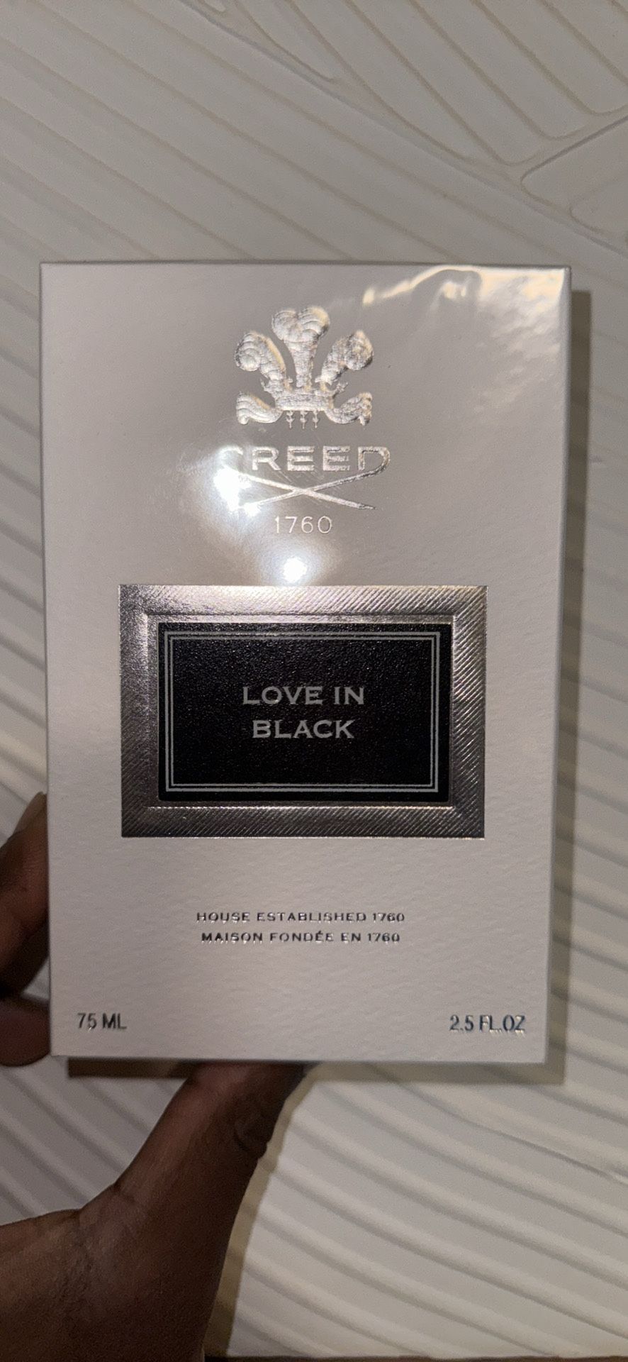 CREED LOVVE IN BLACK