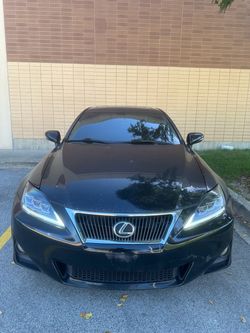 2011 awd Lexus is350