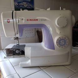 Singer sewing machine