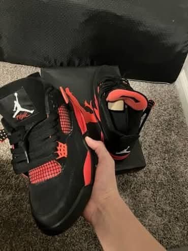 Jordan 4 Red Thunder