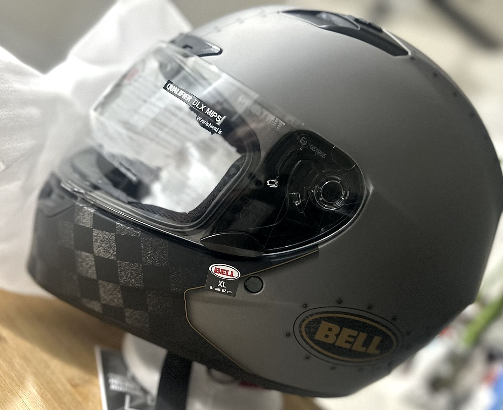 Bell Qualifier DXL Helmet