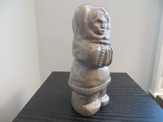 Vintage Inuit Soapstone Carving