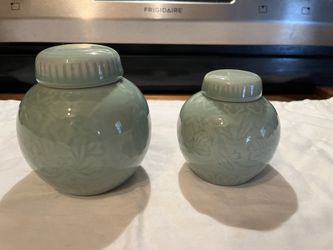 Set Of 2 Vintage Chinese Celadon Green Small Ginger Jar With Lid Porcelain Lotus