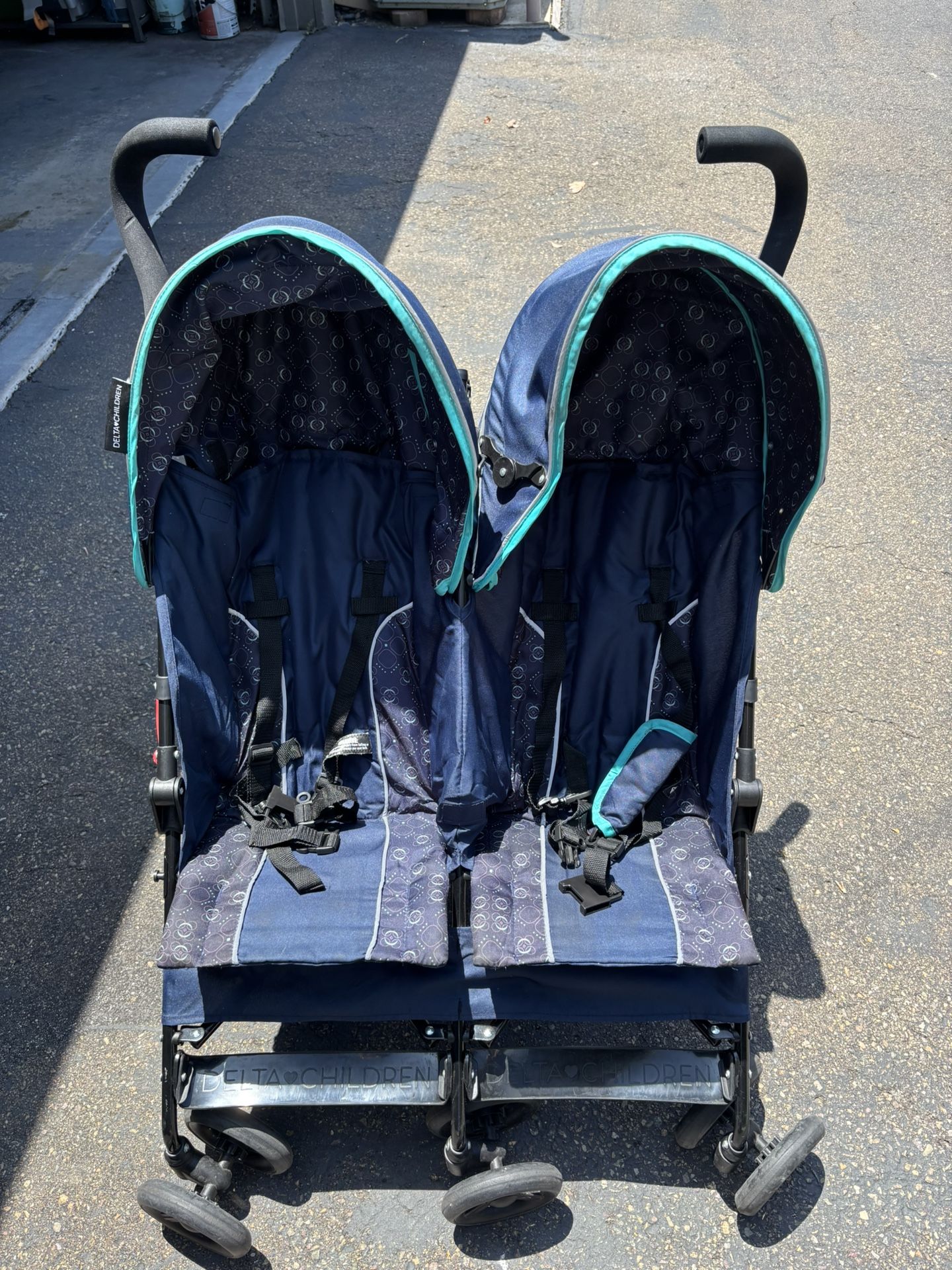 Delta Children Double Umbrella Stroller 