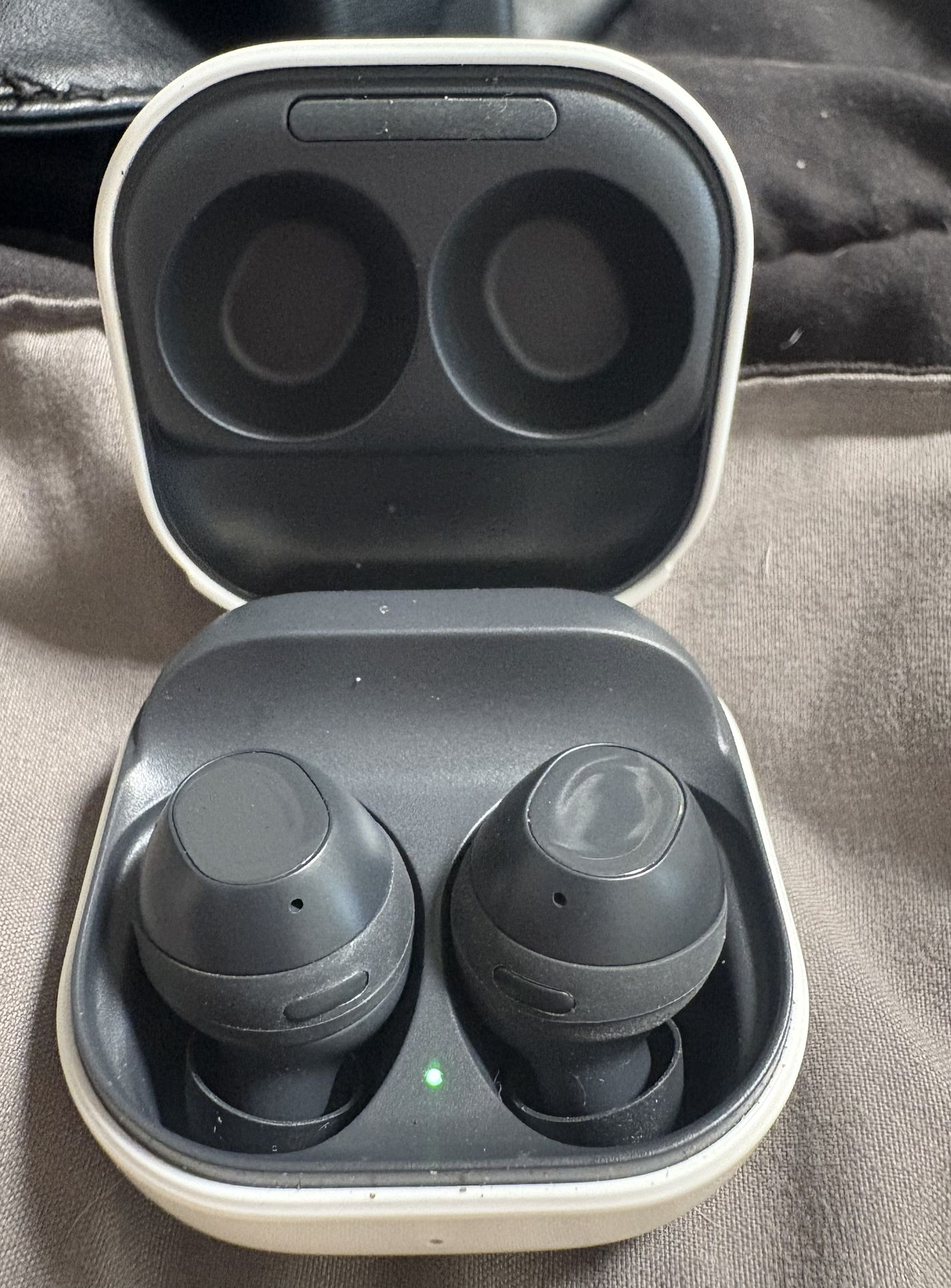 Samsung Galaxy FE Earbuds Brand New