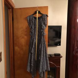 EUC Women’s Size M Handkerchief Dress