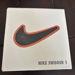 Nike Swoosh 1