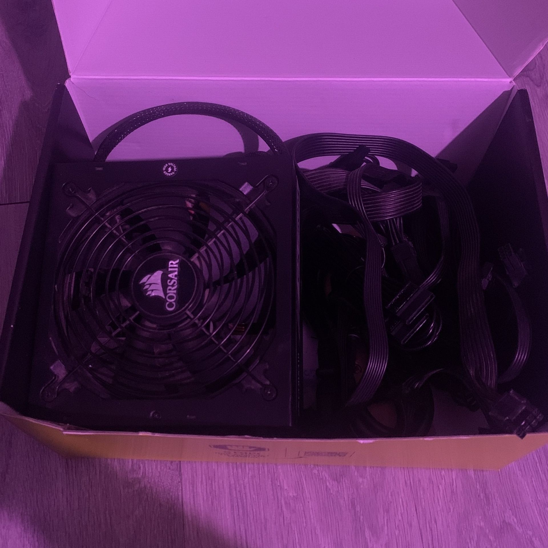 Corsair 750m Power Supply