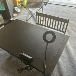 Kids Art Table / Desk