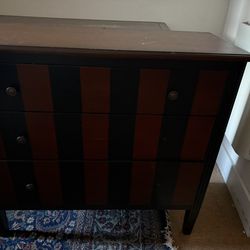 Dresser Free