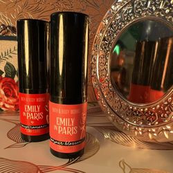Bath & Body Works Bridgerton Danbury Shortbread Candle & Emily in Paris Fragrance Mist Bundle - Sweet & Floral Scent Set