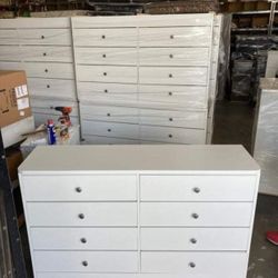 Dresser With Rail 8 Drawers $269 New New ,‼️‼️