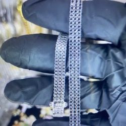 7.5 in Onyx Bracelet Brand New 925 Silver 3 Row Moissanite  Beauty Goes For $350    
