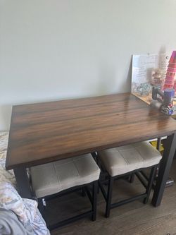 Wood dining room table