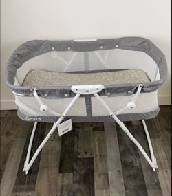 Besrey Portable Baby Bassinet