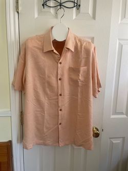 Men's Short-Sleeve Button-Down Shirt in Peach ( Large)