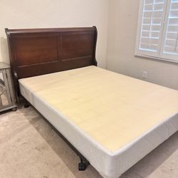 QUEEN SLAY BED FRAME 