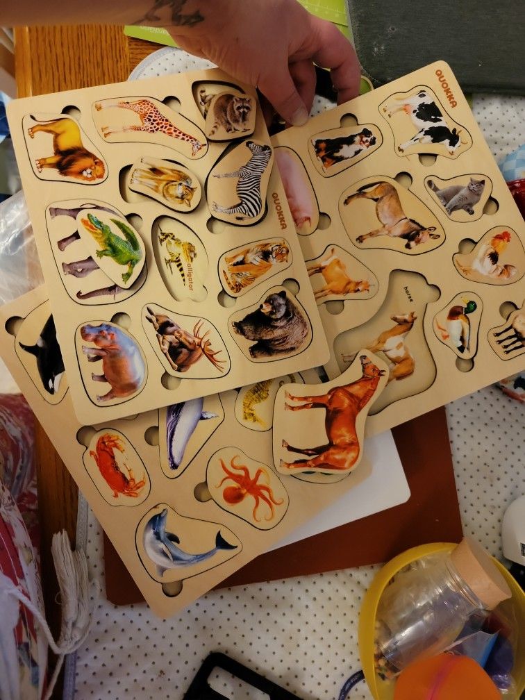 3 Kids Puzzles. (Baby/adult) Animals