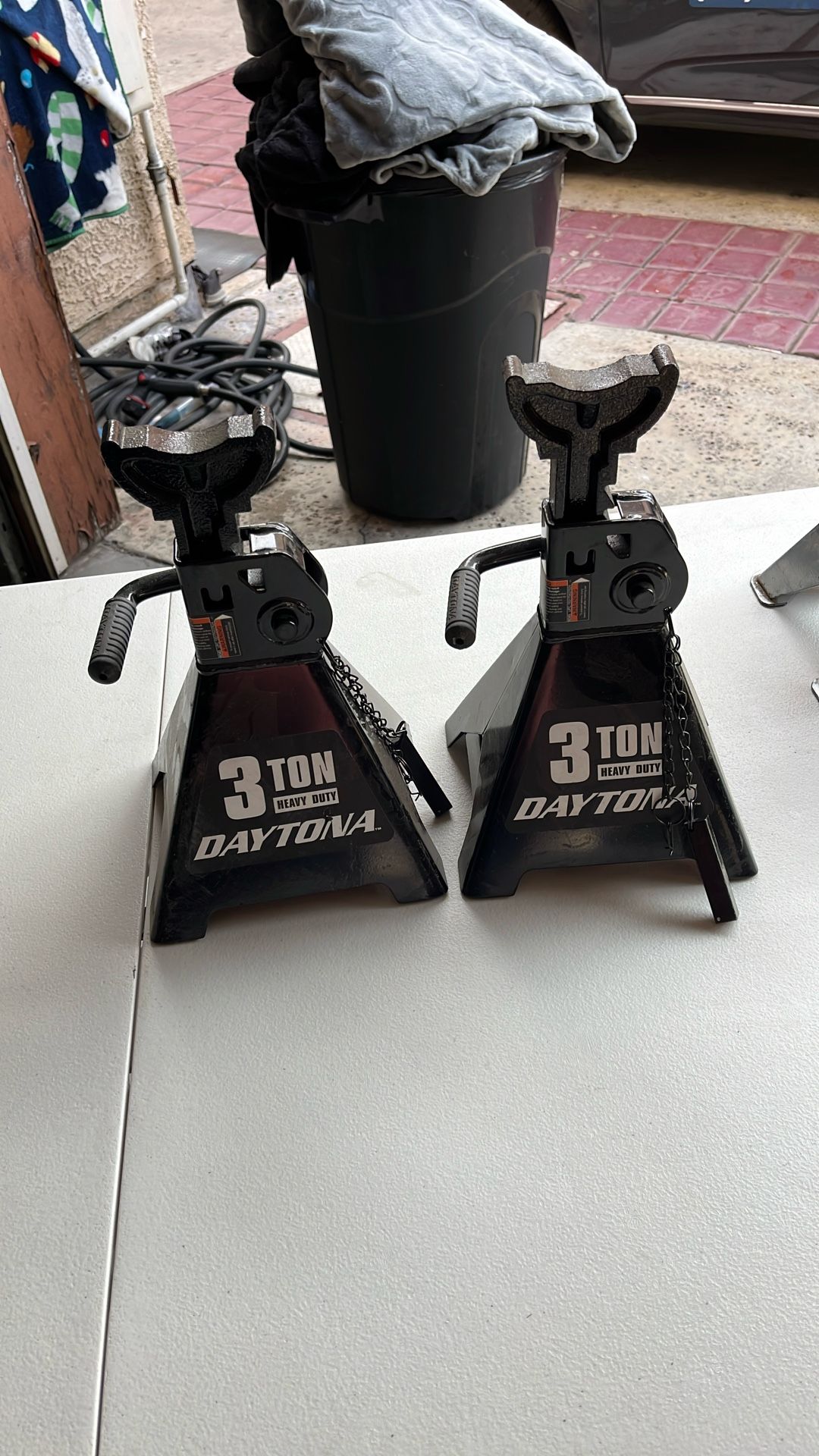 Daytona 3 ton heavy duty jackstands