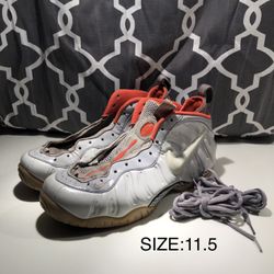 Nike Air Foamposite Pro (11.5)