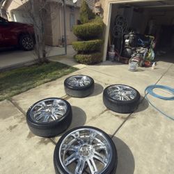 Chrome 22’s 5 Lug Universal