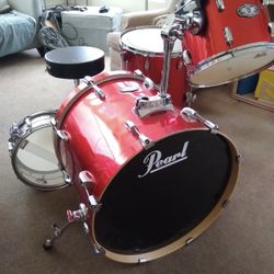 Pearl Drum Kit