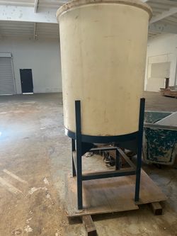 100 gallon tank