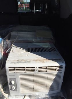 Window AC $70 obo