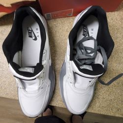 Nike Air Max LTD 3 White/Black/Cool Grey - Men’s Size 11 - Lightly Used