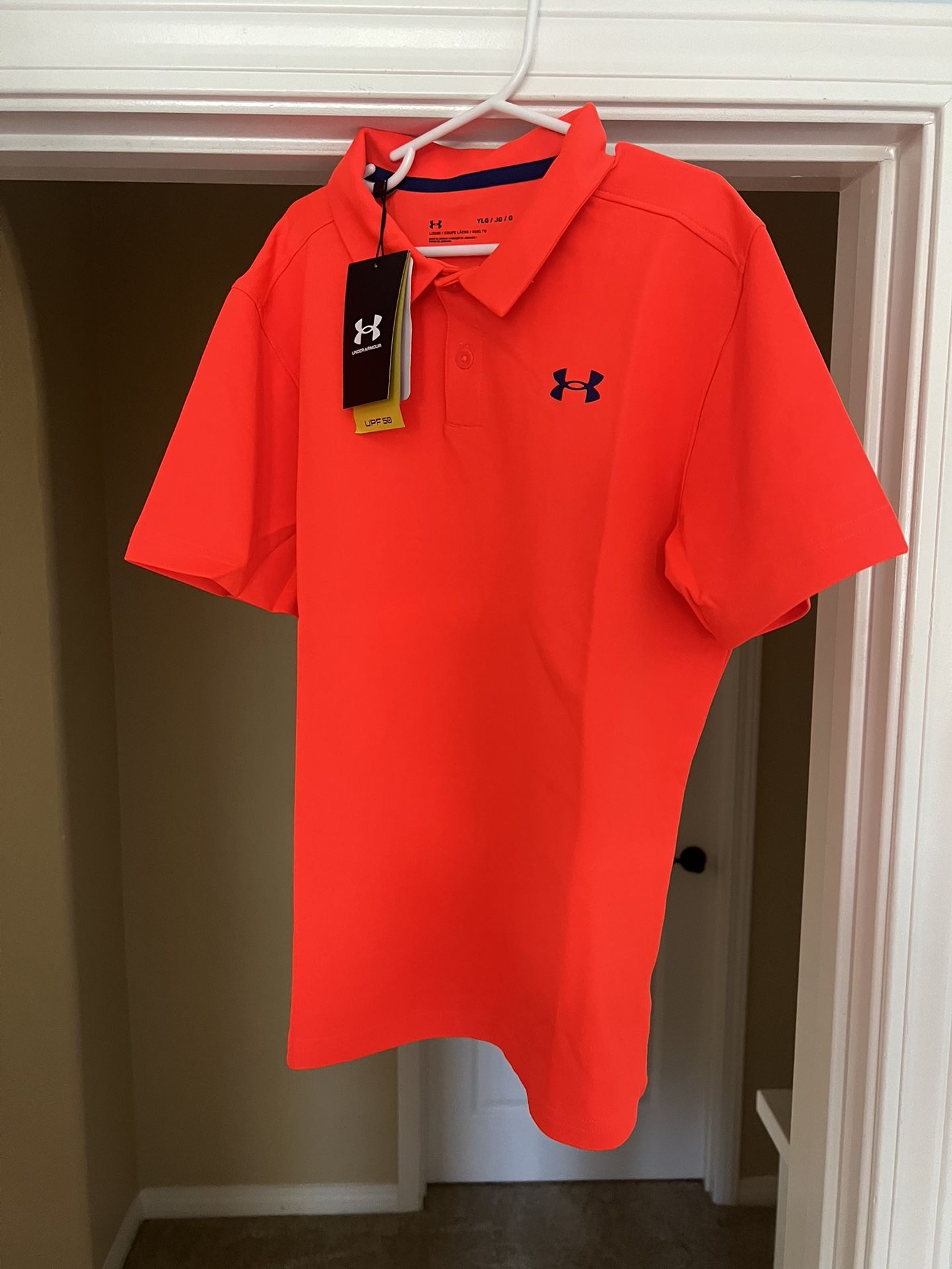New Under Armour Youth Golf Shirt - size large