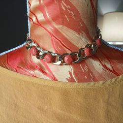 Costume Jewelry Gold Necklace 