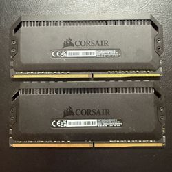 Corsair Dominator Platinum 64gb (2x32gb) RGB DDR4 3200MHz  Ram Memory