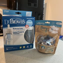 Dr. Brown's Original Bottle, 4 Ounce, 3-Pack + pacifiers 3-pack all Brand new