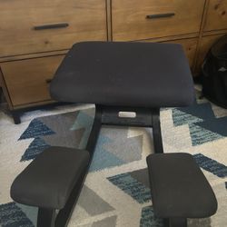 Varier Kneeling Chair