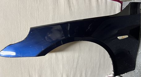 BMW E60 535i 545i 550i 528i Front Left Fender