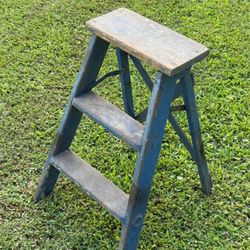 Vintage Primitive Wood 3 Step Ladder Rustic Plant Stand