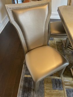 American signature dining chairs sale