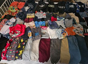 Boy Clothes 5t Clean 89 pieces