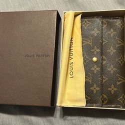 LV Wallet 