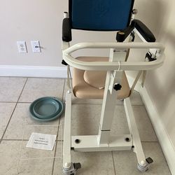 Portable Lift Transfer Chair for elderly seniors