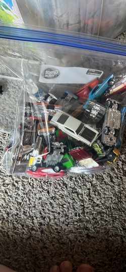 30+ old fashion hotwheel cars some are also collector series