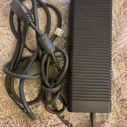 Xbox 360 175wAc power adapt.