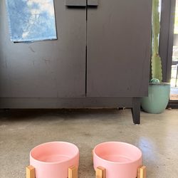 Elevated Ceramic Dog Bowls w/ Wood Stand – Pink (NEW)