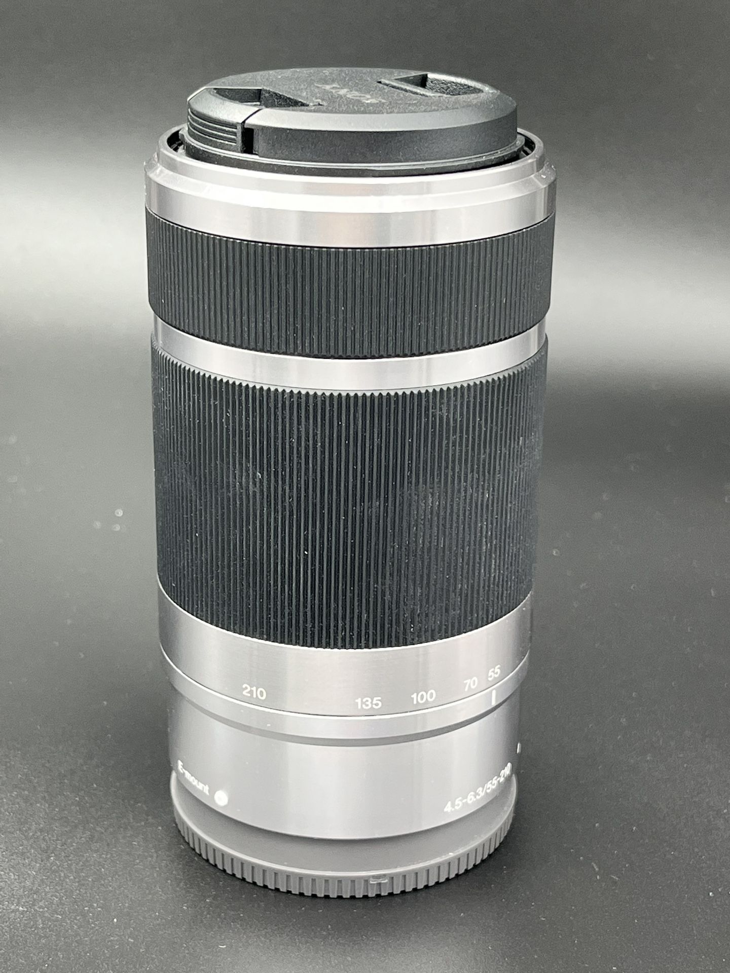 Sony E 55-210mm f/4.5-6.3 OSS Lens