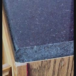 Free Granite countertop & base cabinets READ DESCRIPTION PLEASE