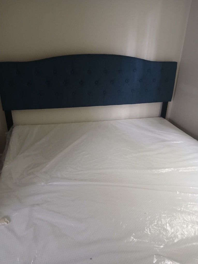 New Bedroom Set/ Bed +ottoman 