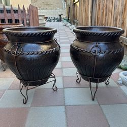 New Flower Pots Made Out Of Clay 