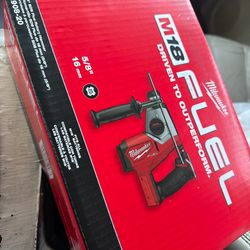 Milwaukee M18 FUEL 18V Lithium-lon Brushless Cordless 5/8 in. SDS-Plus Rotary Hammer (Tool-Only)