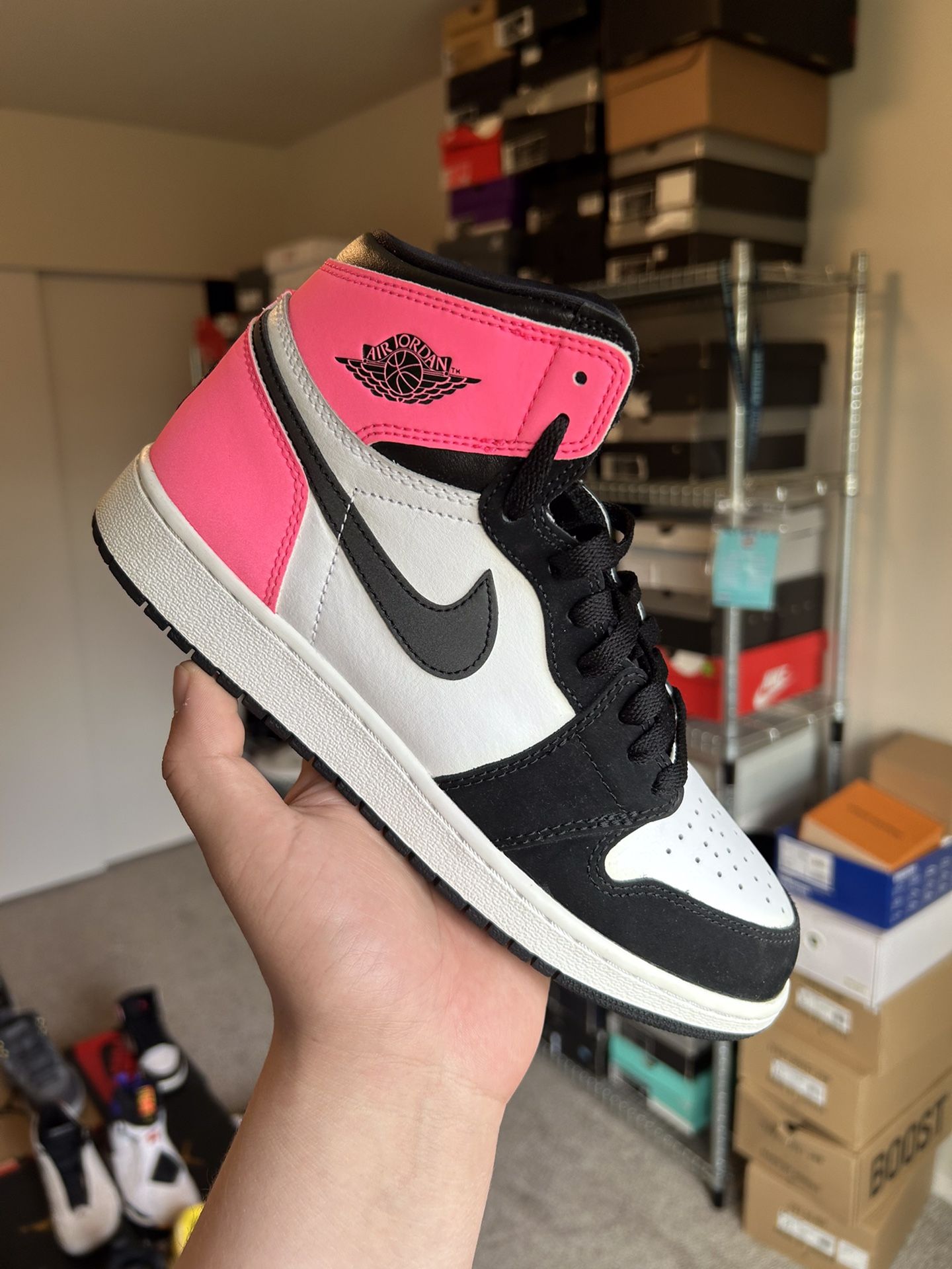 Jordan 1 Valentines 2017 Size 7y/8.5W